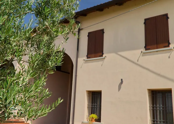 بيت ضيافة Antico Casale Caroli 4*