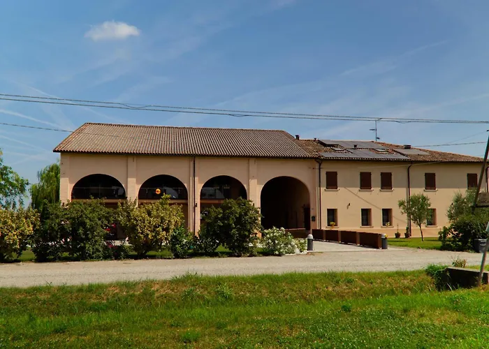 Antico Casale Caroli Gæstehus 4*