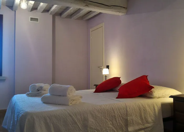 Antico Casale Caroli Gæstehus 4*