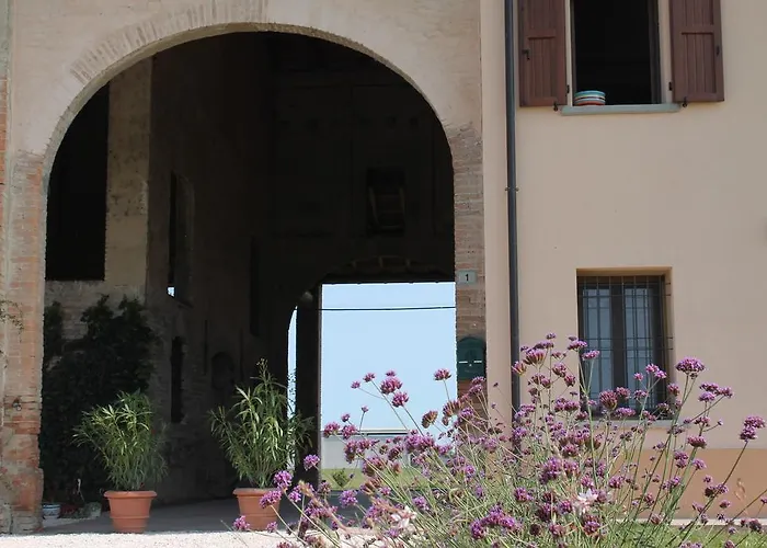 Antico Casale Caroli 4*